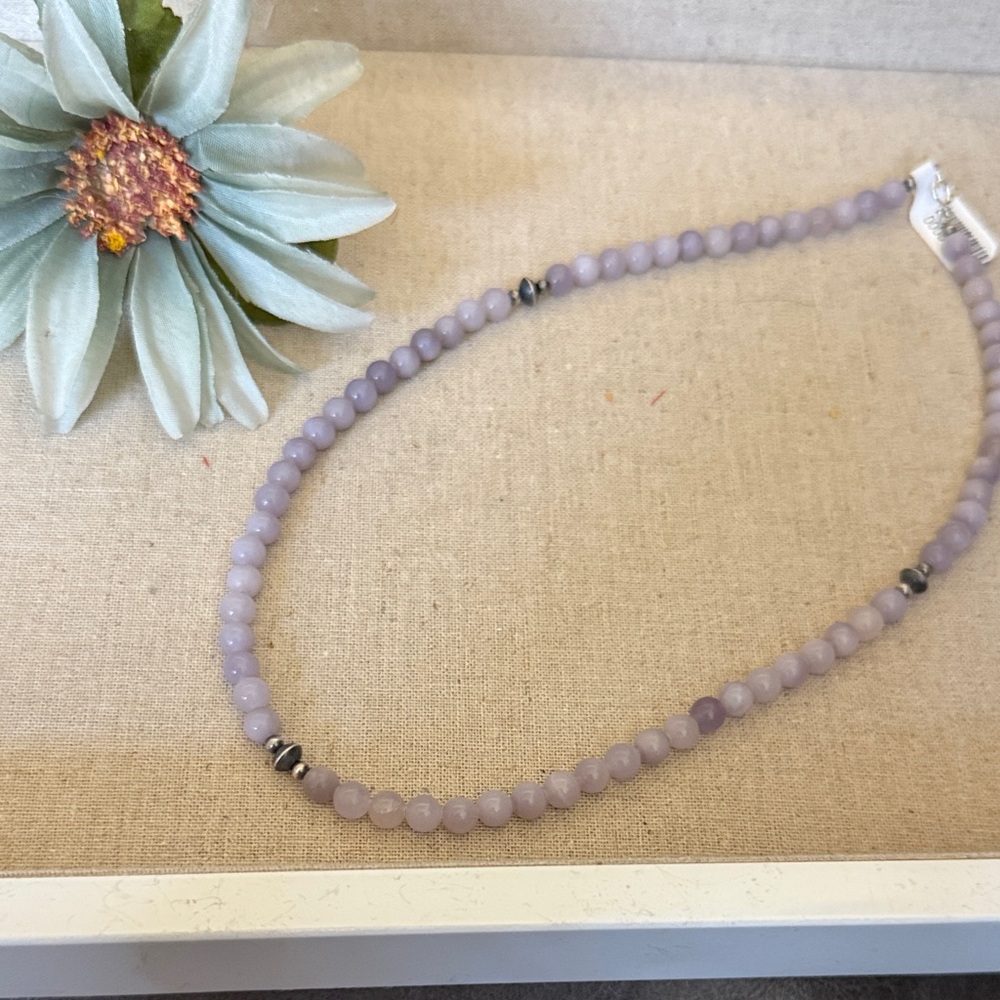 Elegant purple Jade Necklace. Quality stones. A perfect accessory. NWOT